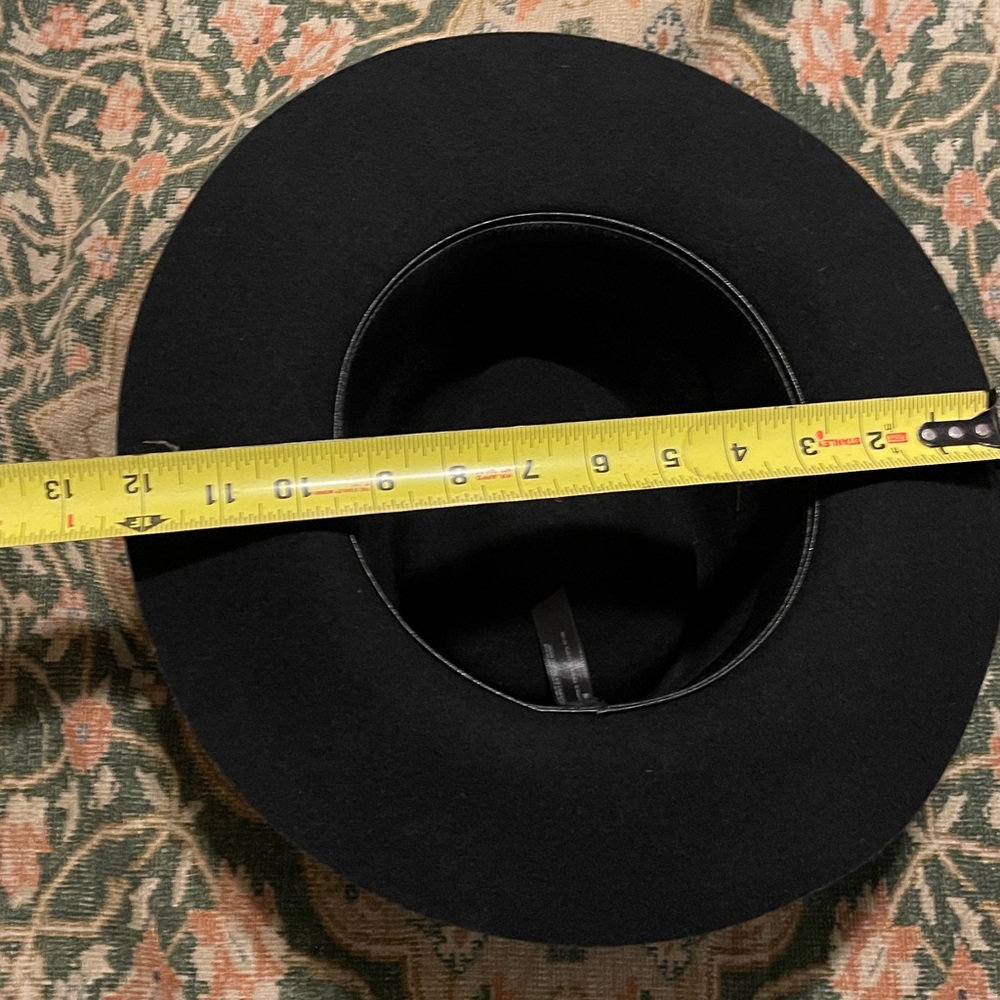 Embroidered Black Hat - Picture 4 of 4